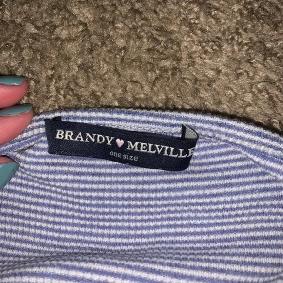 brandy melville tank - Picture 3 of 3